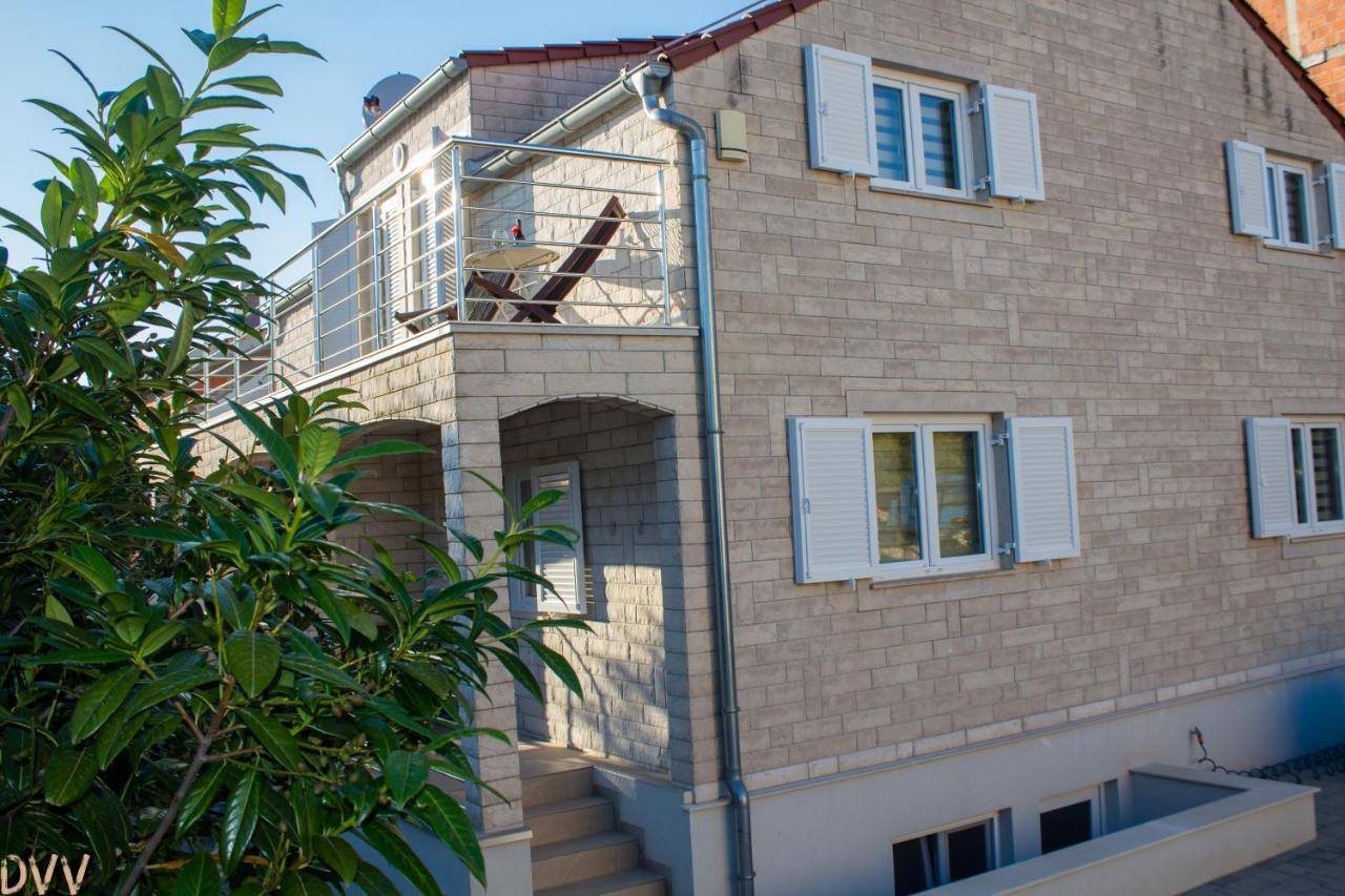 Apartmani My Way, Tribunj Free Parking Free Bicycles Екстер'єр фото