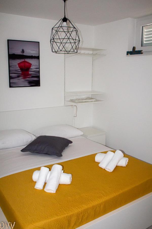 Apartmani My Way, Tribunj Free Parking Free Bicycles Екстер'єр фото